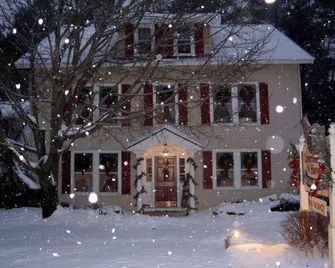 Covered Bridge House - גלן - בניין