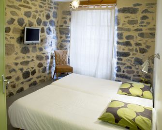 Hotel Restaurant Le Bardiere - Laguiole - Chambre