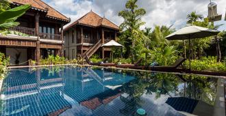 Java Wooden Villa & Residence - Siĕm Réab