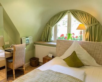 Hotel Alster Au - Hamburg - Bedroom