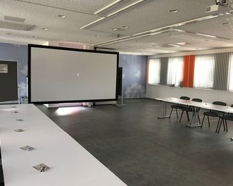 Ais Center - Wolfsberg - Sala de reunions