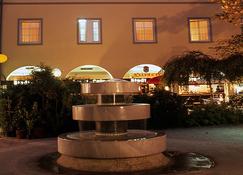 Goldener Brunnen - Klagenfurt - Κτίριο
