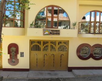 Alojamiento Bella-Vista - Huaraz - Κτίριο
