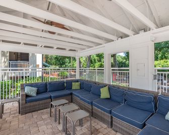 Palmera Inn and Suites - Hilton Head Island - Stue