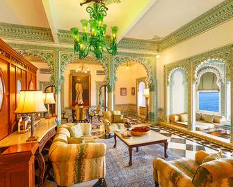 Shiv Niwas Palace by HRH Group of Hotels - Udaipur - Σαλόνι