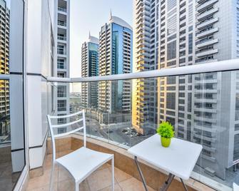 Your Homestay Hostel - Dubai - Balcony