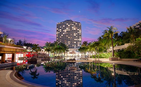 Novotel Hua Hin Cha Am Beach Resort Spa C 100 C 1 7 6