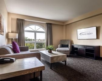 Grand Legacy At The Park - Anaheim - Living room