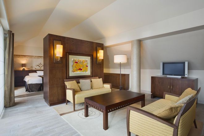 Mamaison Hotel Le Regina Warsaw - Warsaw - Living room
