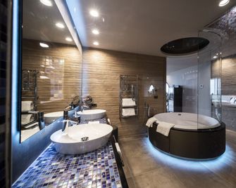 Spa & Relax Hotel Erika - Tirolo - Baño