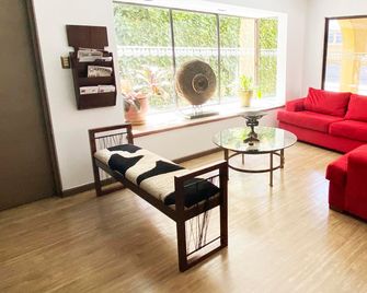Hotel Aitue - Temuco - Lobby
