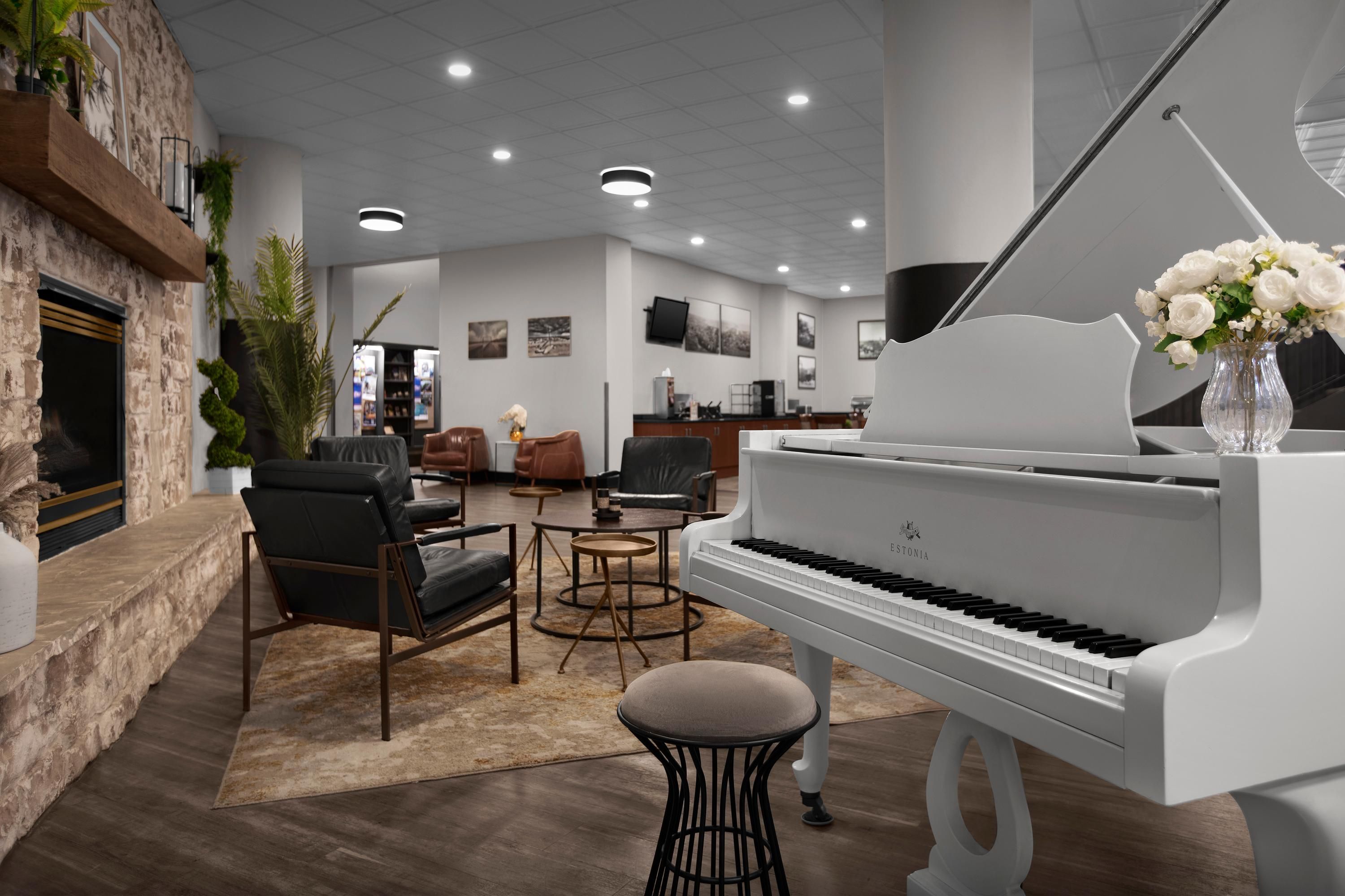 The Suites Hotel at Waterfront Plaza - דולות' - לובי