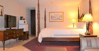 Merced Inn & Suites - Merced - Schlafzimmer