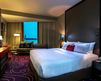 Hard Rock Hotel Pattaya - Pattaya - Schlafzimmer