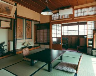 Ryokan Masuya - Oda - Living room