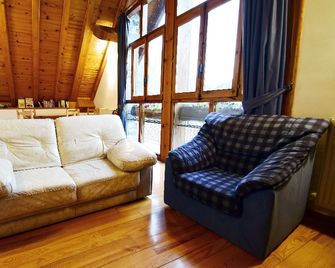 Hostal Ezkaurre - Isaba - Sala de estar