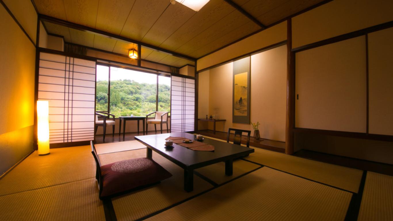 Hitoyoshi Onsen Ryokan Suiranrou