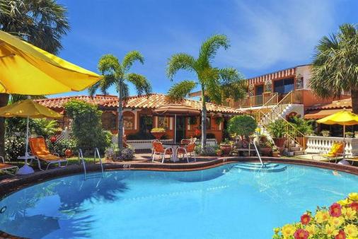 Blue Seas Courtyard - Lauderdale-by-the-Sea - Κτίριο
