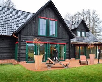 Seehotel Burg - Burg (Spreewald) - Building
