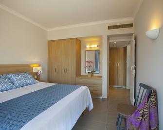 Louis St Elias Resort & Waterpark - Protaras - Bedroom