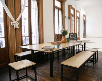 Draper Startup House For Entrepreneurs - Buenos Aires - Dining room