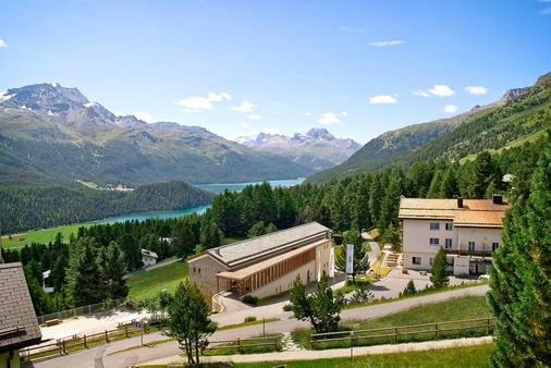 Randolins Familienresort - St. Moritz - Building