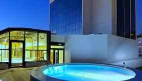 阿巴格拉納達酒店 - 格拉納達 - 格拉納達 - 游泳池