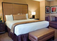 Mariposa Inn & Suites - Carmel - Quarto