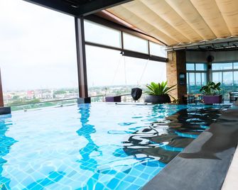 Park Village Rama II - Bangkok - Piscina