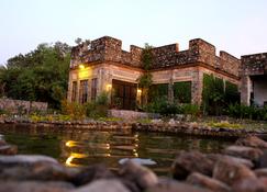 Ghanerao Jungle Lodge - Ghanerao - Building
