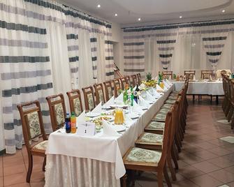 Azymut Hotel & Restaurant - Andrespol - Servicio de la propiedad