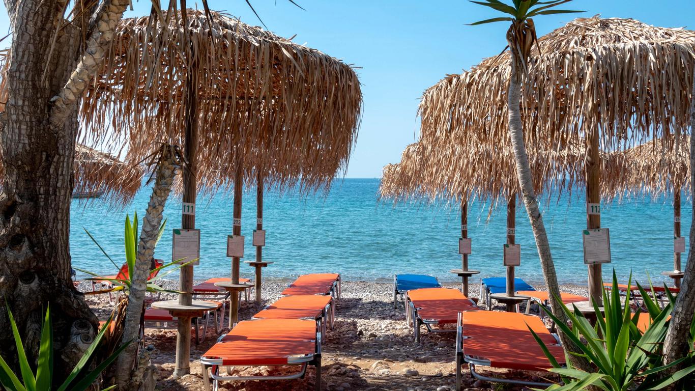 The Grove Seaside Hotel