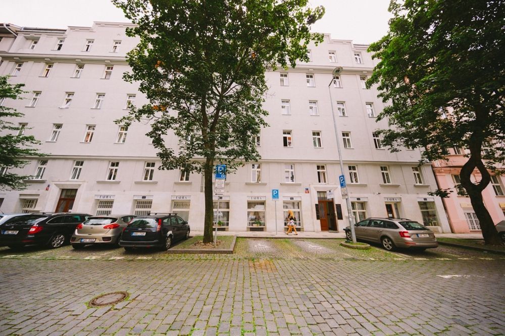 Hostel Dakura - Prague - Extérieur