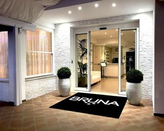 Hotel Bruna B&B - Milano Marittima - Ingresso dell'hotel
