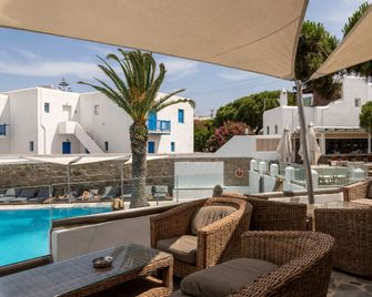 Poseidon Hotel Suites - Míkonos - Patio