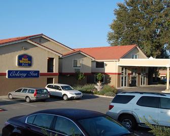 Best Western Plus Colony Inn - Atascadero - Gebäude