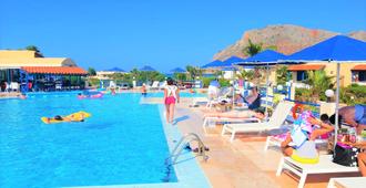 Zorbas Beach Village Hotel - Stavros - Piscine