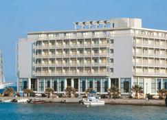 Chios Chandris - Chio - Edificio