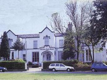 Victoria Park Hotel - Manchester - Building