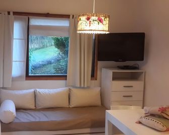 Posta Cangrejo Apart - Mar Azul - Sala de estar