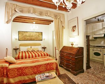Hotel San Luca Venezia - Venecia - Habitación
