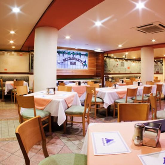 Restaurant view of Hotel Manalba