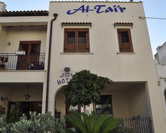 Hotel Al-Taïr - San Vito Lo Capo - Bygning