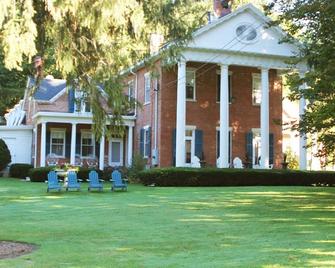 Federal House Inn - Lee - Budynek