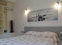 Hôtel Martinez Grenay - Grenay - Bedroom