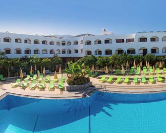 Hotel Malia Holidays - Mália - Edificio