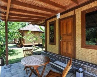 Mulia Home Stay - Denpasar - Patio