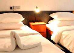 Madagali Inn - Guraidhoo (Kaafu Atoll) - Slaapkamer