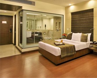 Raj Meridian - Dibrugarh - Bedroom