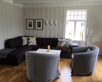 Kristiansand Feriesenter - Kristiansand - Pokój dzienny